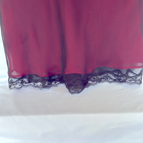 VINTAGE 90’s JONES NEW YORK BEAUTIFUL, SEXY TWO COLORS LACE NIGHTGOWN - LARGE - Picture 6 of 11
